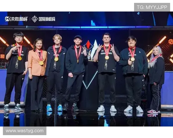 全球总决赛激情开战各大战队鏖战赛场争夺年度电竞最高荣耀