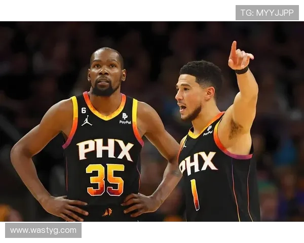 布克状态成焦点太阳队调整战术核心全力备战新赛季再冲总冠军