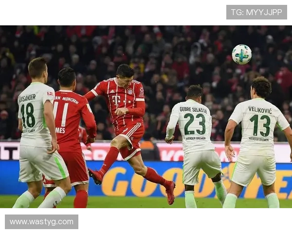 德甲赛场激情时刻教练吹哨指挥全场展现顶级战术智慧 德甲赛场激情时刻教练吹哨指挥全场展现顶级战术智慧