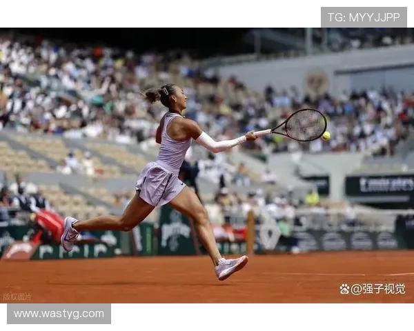 网球新星横扫赛场 打破历史纪录创个人最佳成绩 网球新星横扫赛场 打破历史纪录创个人最佳成绩