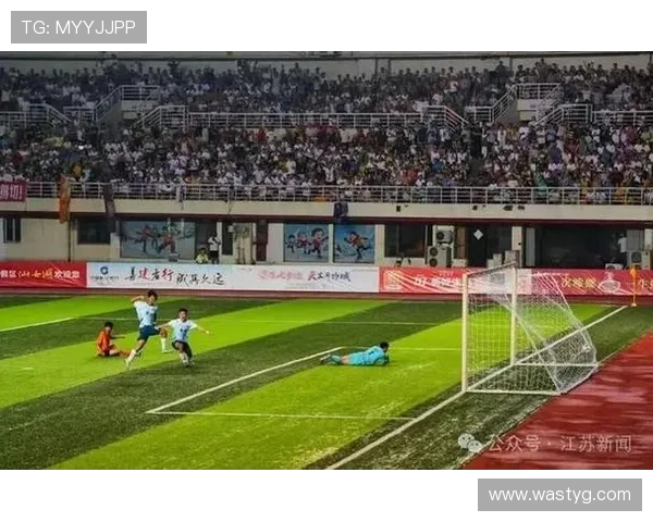 全国体坛焦点赛事激战正酣新星崛起引燃冬季竞赛激情迸发全场欢腾