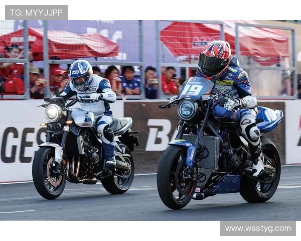 摩托车大奖赛最新动态：2025赛季车手排名激烈竞争揭晓