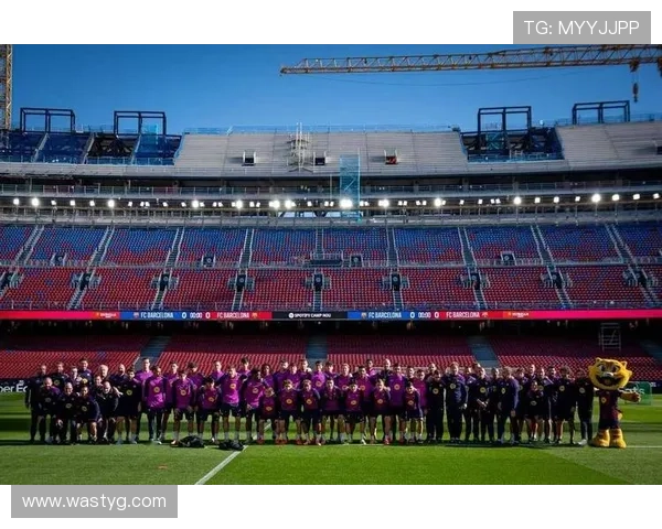 梅西重返巴萨传闻再起 球迷期待经典组合再度亮相