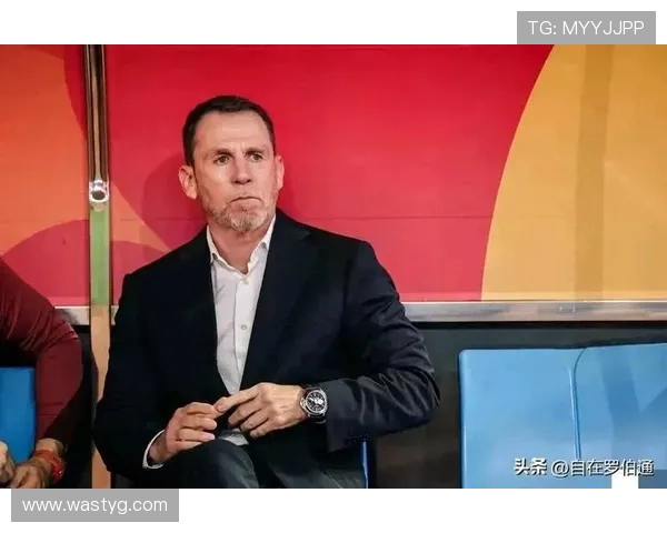 国足主帅调整战术体系备战关键赛事表现引发全国球迷热议持续升温中 国足主帅调整战术体系备战关键赛事表现引发全国球迷热议持续升温中