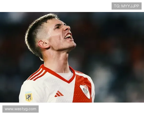 欧洲豪门鏖战再起国内新星闪耀引爆足坛焦点新闻热议潮风暴来袭势